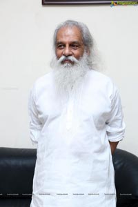 KJ Yesudas's Live Music Concert at Shilpakala Vedika