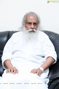 KJ Yesudas's Live Music Concert at Shilpakala Vedika