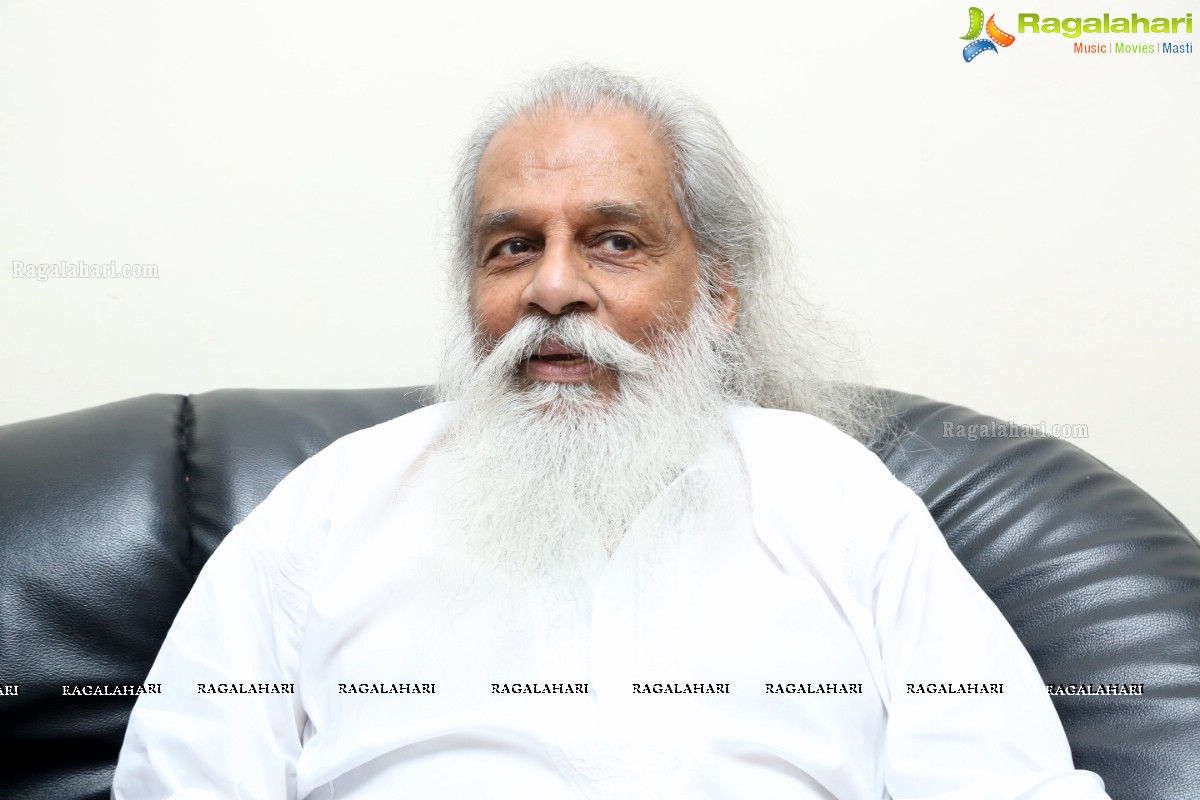 KJ Yesudas's Live Music Concert at Shilpakala Vedika