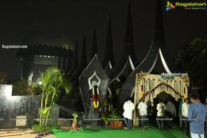 Jr NTR And Kalyan Ram Pay Tribute To NTR At NTR Ghat