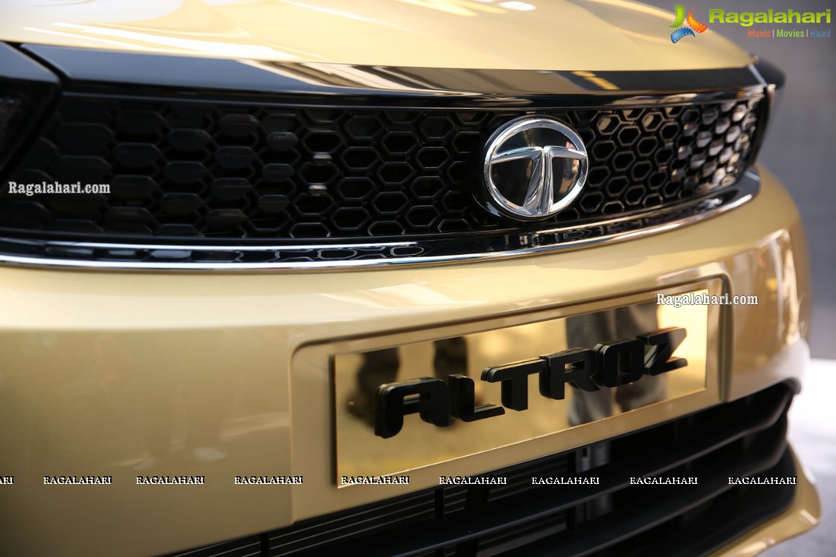 Tata Motors Launches the Altroz, the Gold Standard in Hyderabad