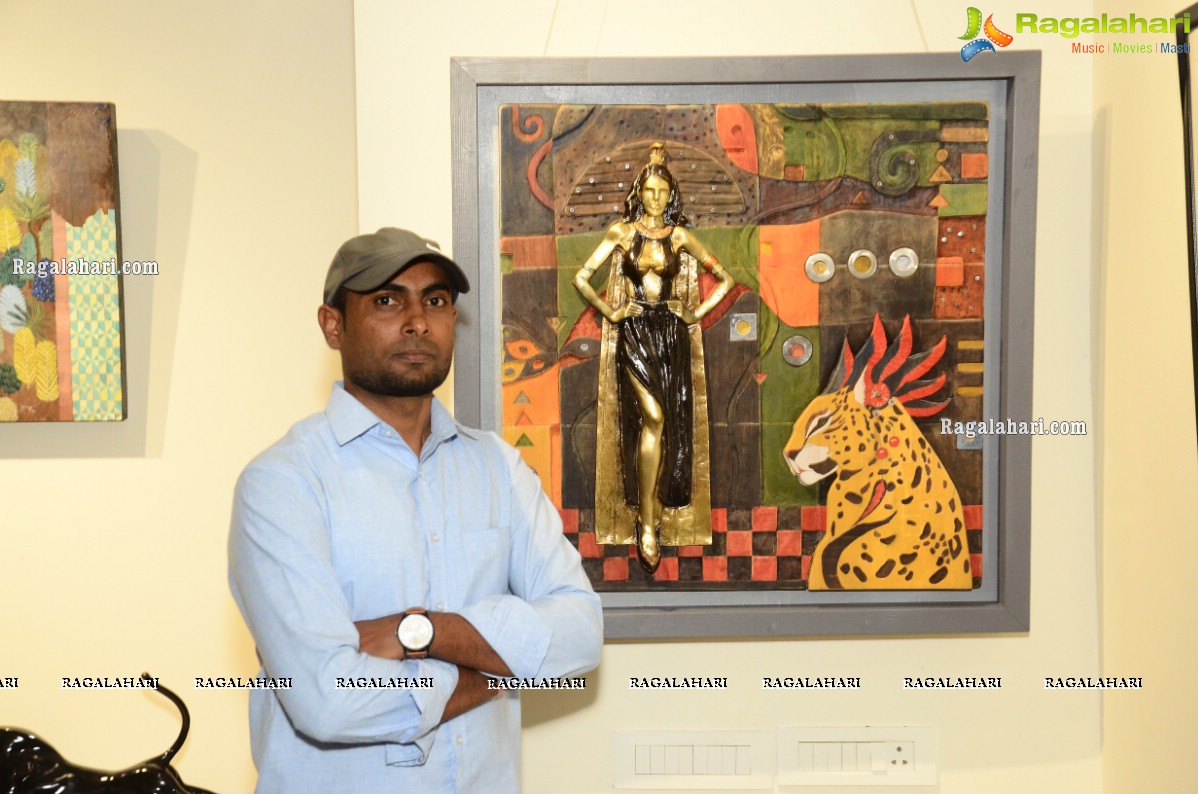 Ashtabhuji Art Show at Gallery 78, Hitex