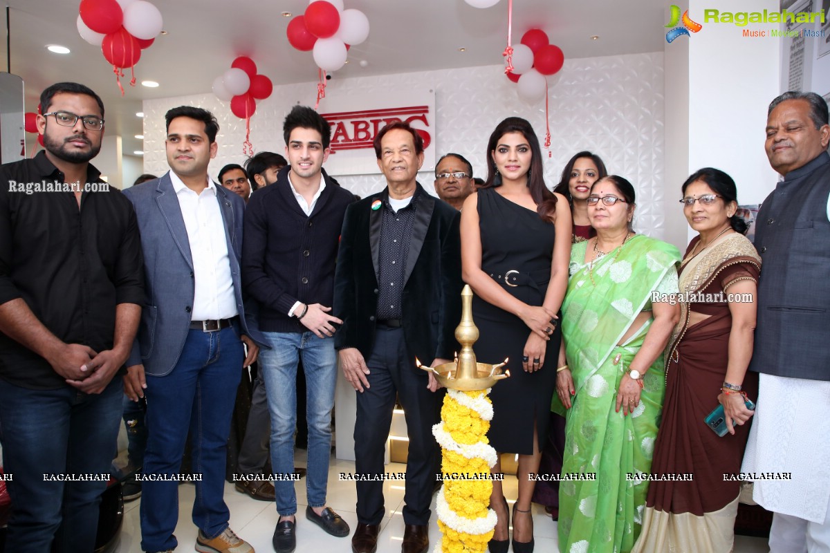 Habibs Hair & Beauty Salon Launch by Actress Lahari At Madinaguda