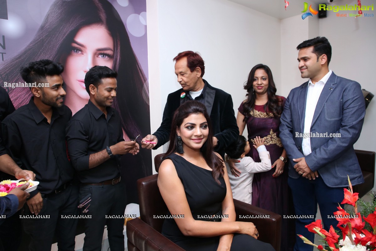 Habibs Hair & Beauty Salon Launch by Actress Lahari At Madinaguda