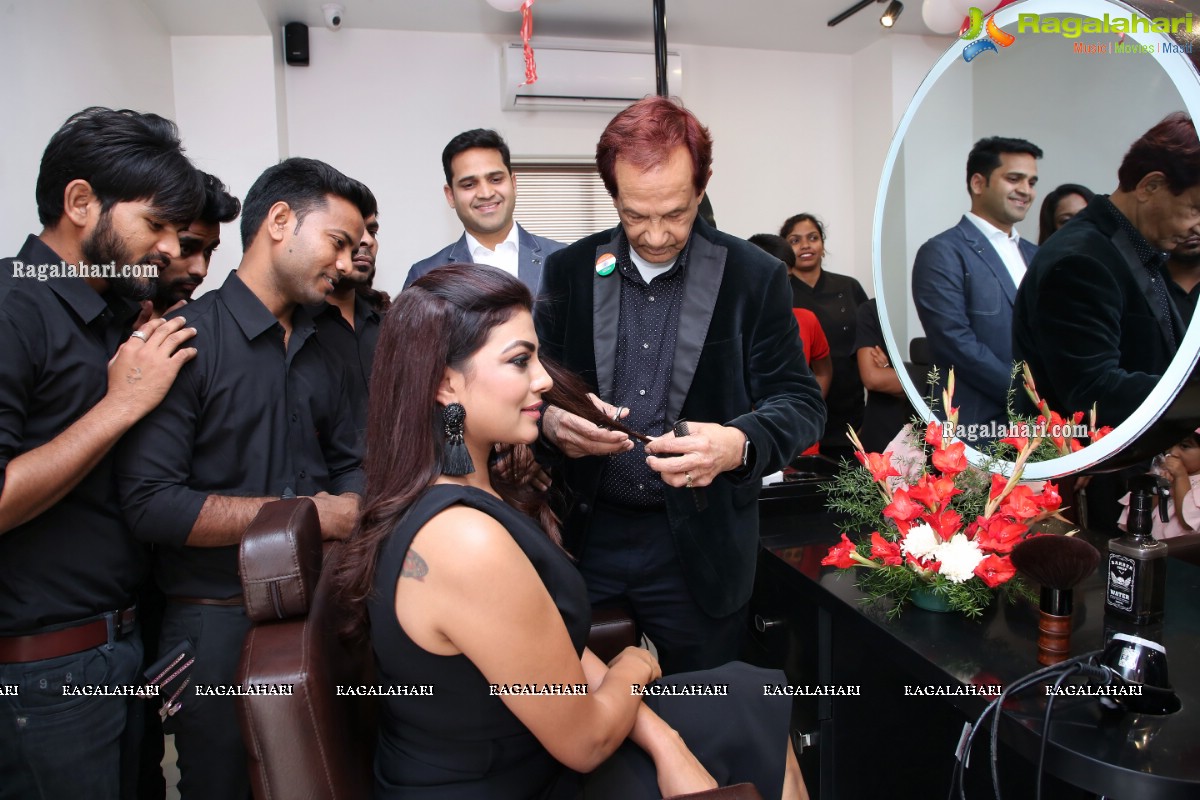 Habibs Hair & Beauty Salon Launch by Actress Lahari At Madinaguda