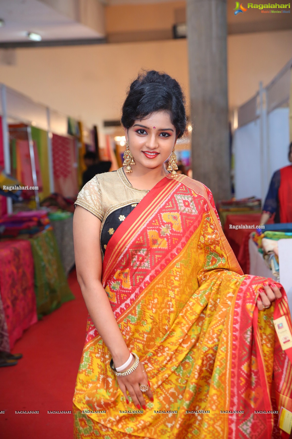 Indian Silk Expo Launch by Karronya Katrynn at Sri Satya Sai Nigamagamam