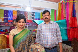 Indian Silk Expo Begins
