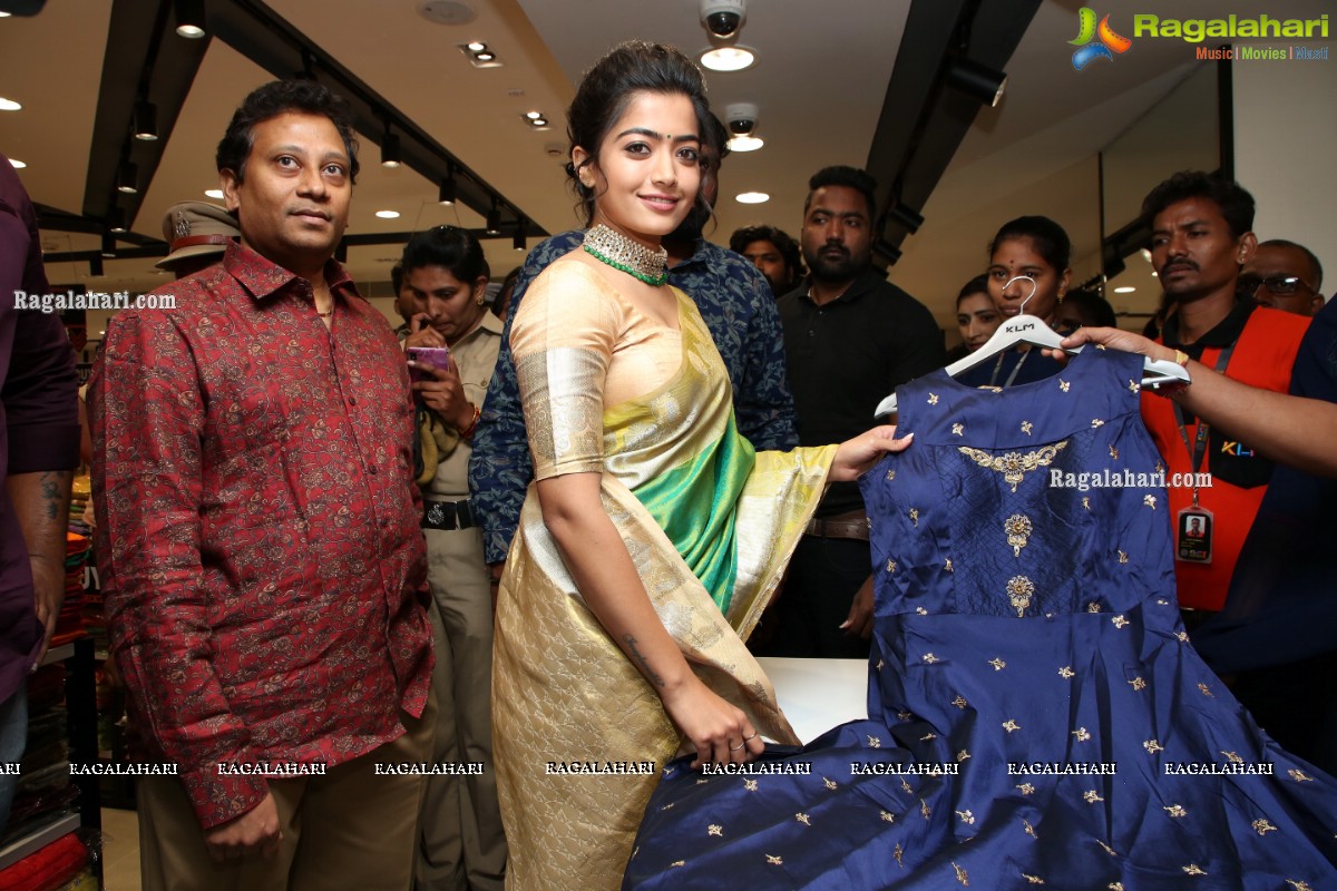 KLM Fashion Mall Launch at Vanasthalipuram by Rashmika Mandanna