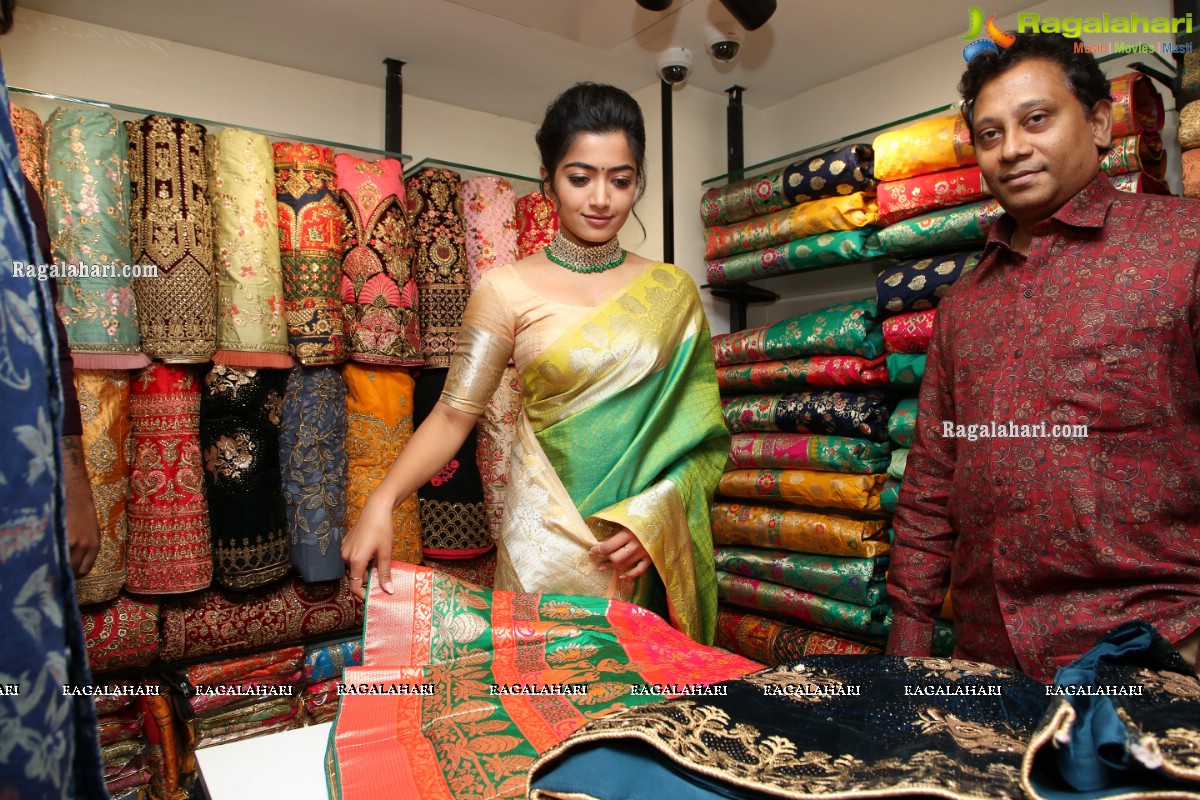 KLM Fashion Mall Launch at Vanasthalipuram by Rashmika Mandanna