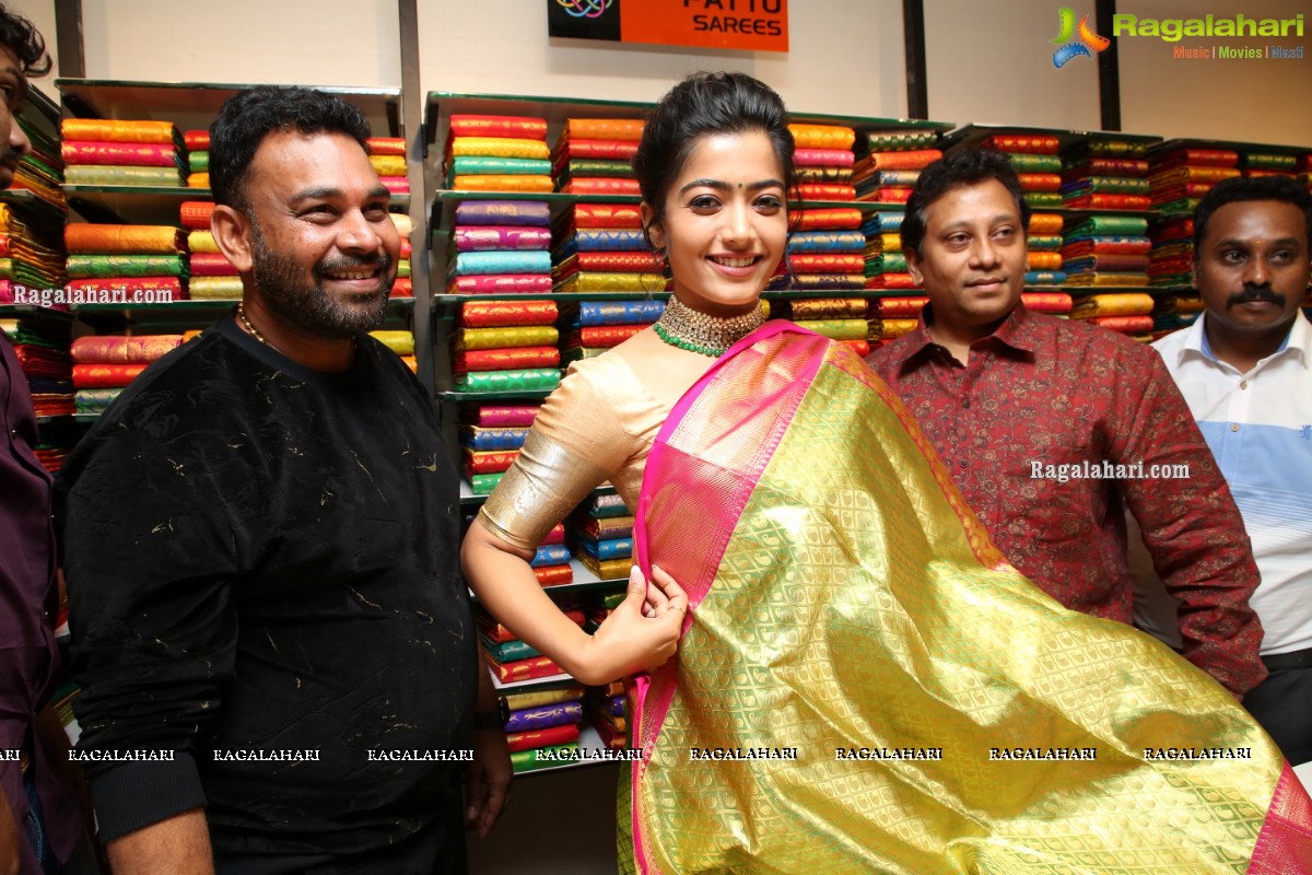 KLM Fashion Mall Launch at Vanasthalipuram by Rashmika Mandanna