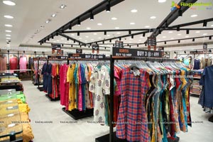 KLM Fashion Mall Launch at Vanasthalipuram