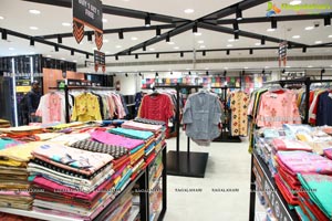 KLM Fashion Mall Launch at Vanasthalipuram