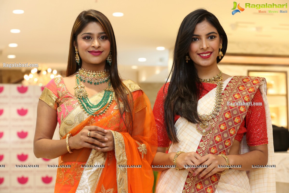 Manepally Jewellers Dilsukhnagar Showroom Curtain Raiser & Jewellery Fashion Show