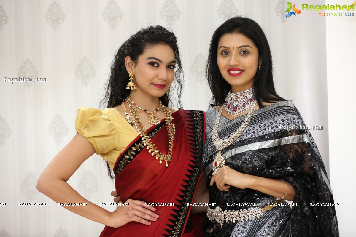 Manepally Jewellers Dilsukhnagar Showroom Curtain Raiser & Jewellery Fashion Show