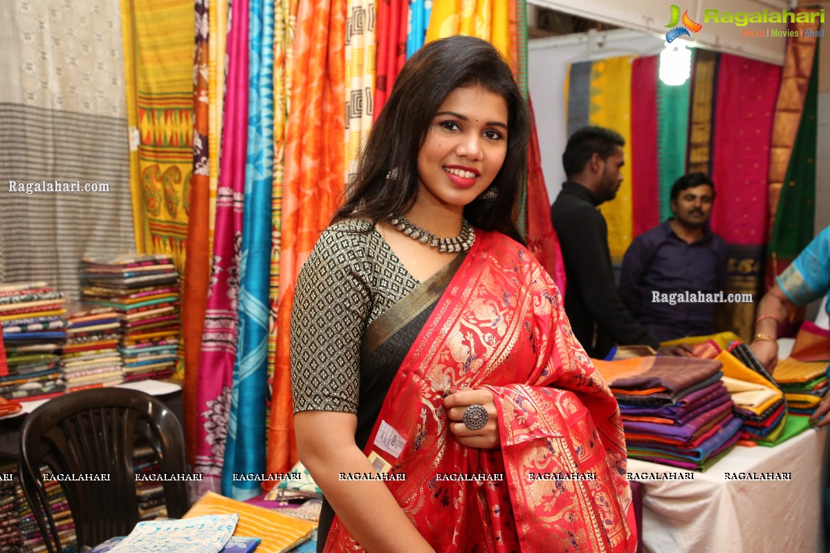 National Silk Expo-2020 Begins at Sri Satya Sai Nigamagamam