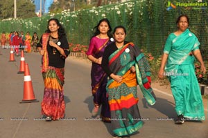 Taneira & Pinkathon's First Saree Run in Hyderabad