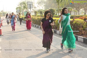 Taneira & Pinkathon's First Saree Run in Hyderabad