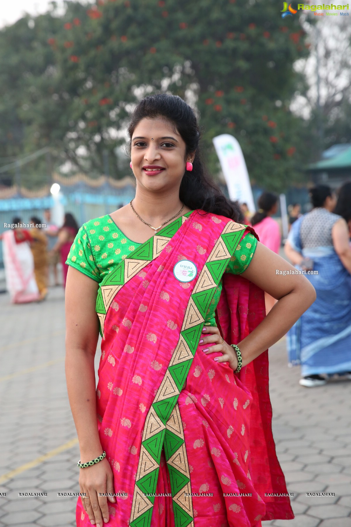 Taneira & Pinkathon's First Saree Run in Hyderabad