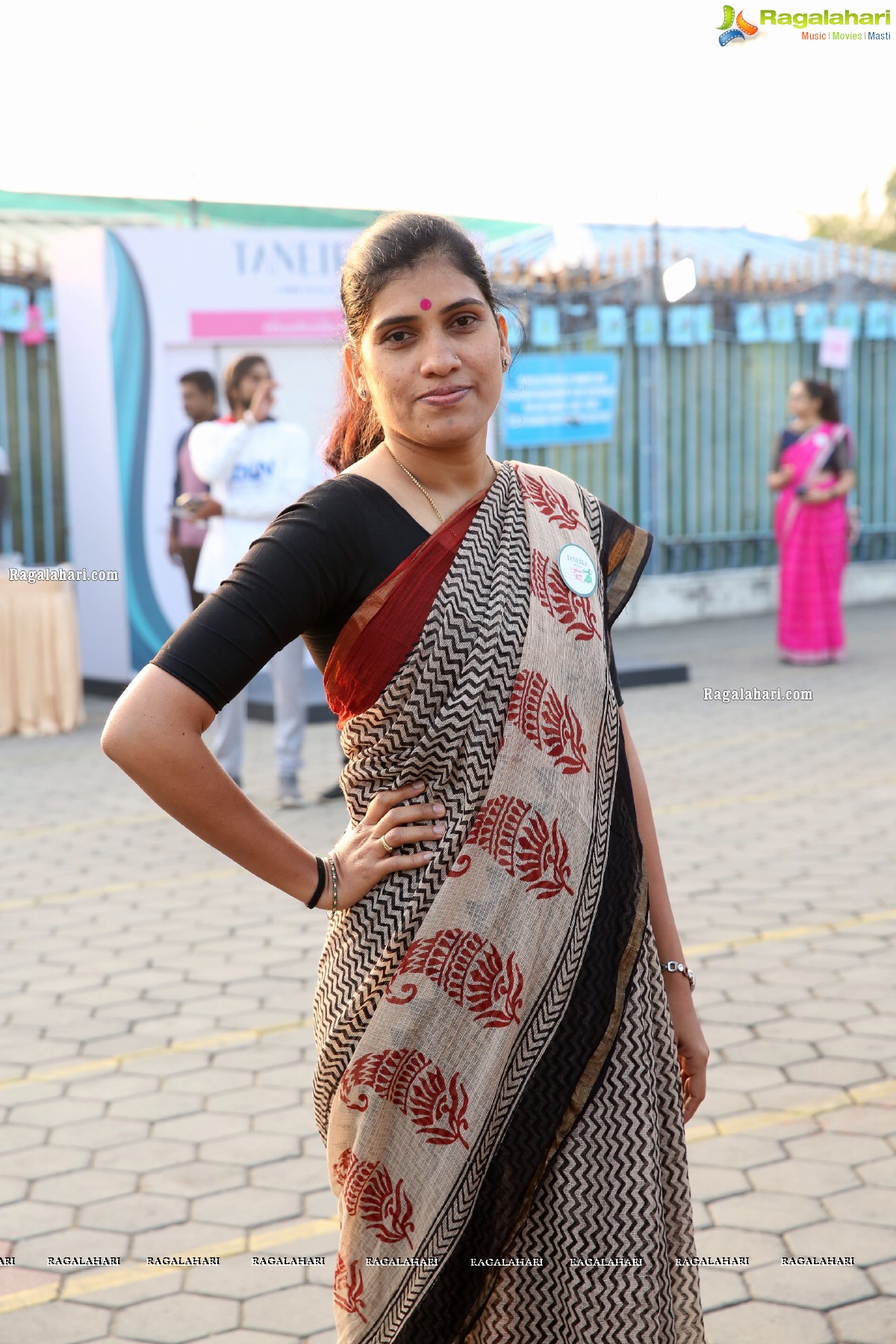 Taneira & Pinkathon's First Saree Run in Hyderabad