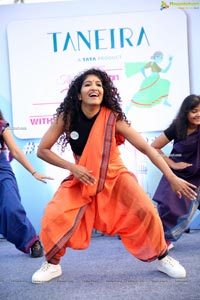 Taneira & Pinkathon's First Saree Run in Hyderabad