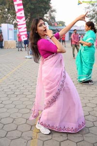 Taneira & Pinkathon's First Saree Run in Hyderabad