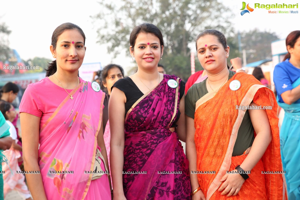 Taneira & Pinkathon's First Saree Run in Hyderabad