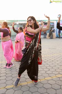 Taneira & Pinkathon's First Saree Run in Hyderabad