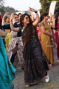 Taneira & Pinkathon's First Saree Run in Hyderabad