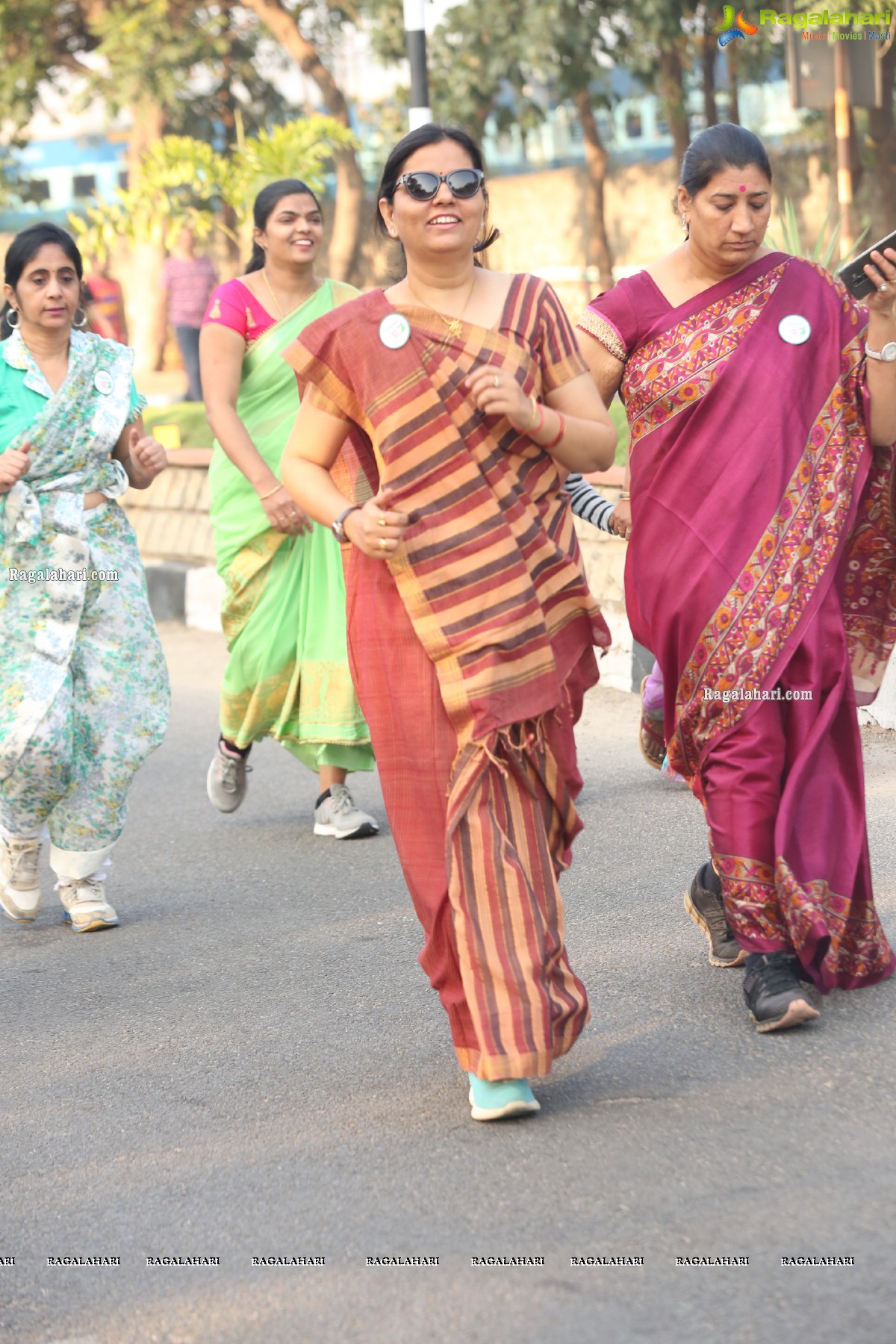 Taneira & Pinkathon's First Saree Run in Hyderabad