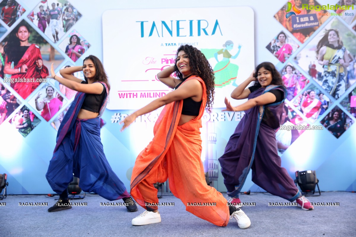 Taneira & Pinkathon's First Saree Run in Hyderabad