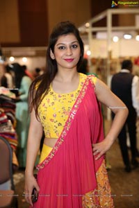 Sutraa Fashion Exhibition Kicks Off