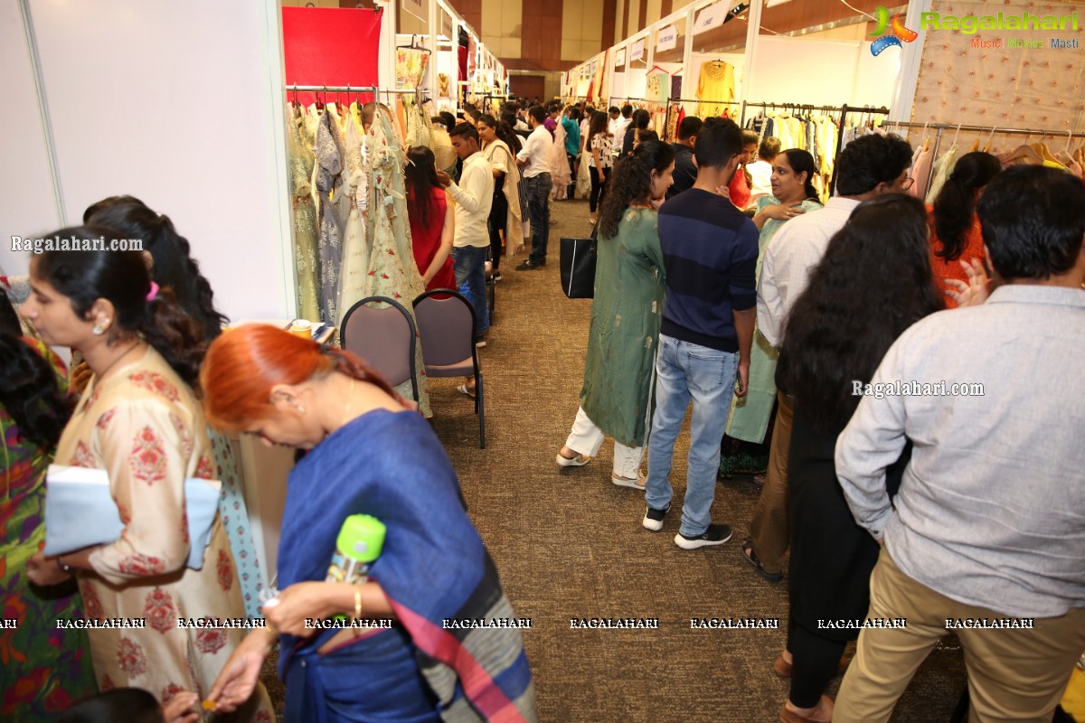 Sutraa Fashion Exhibition Begins at HICC Novotel