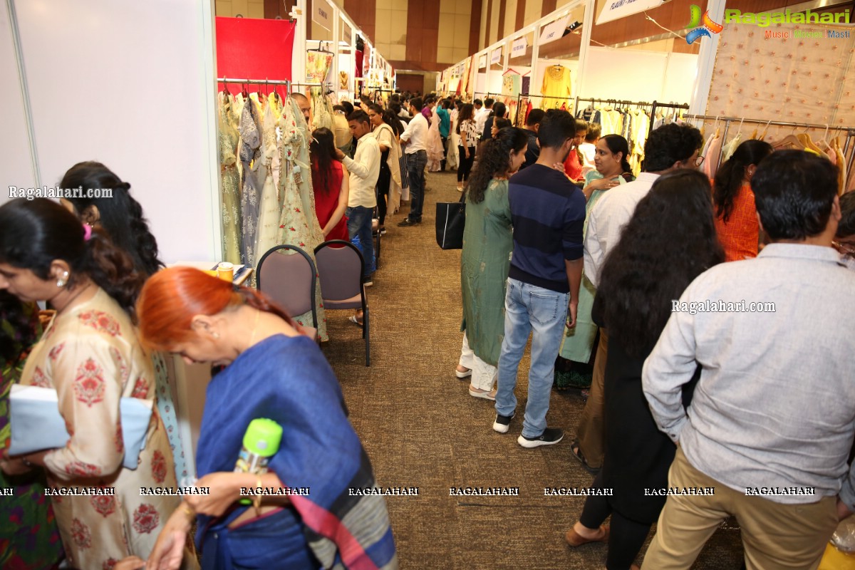 Sutraa Fashion Exhibition Begins at HICC Novotel