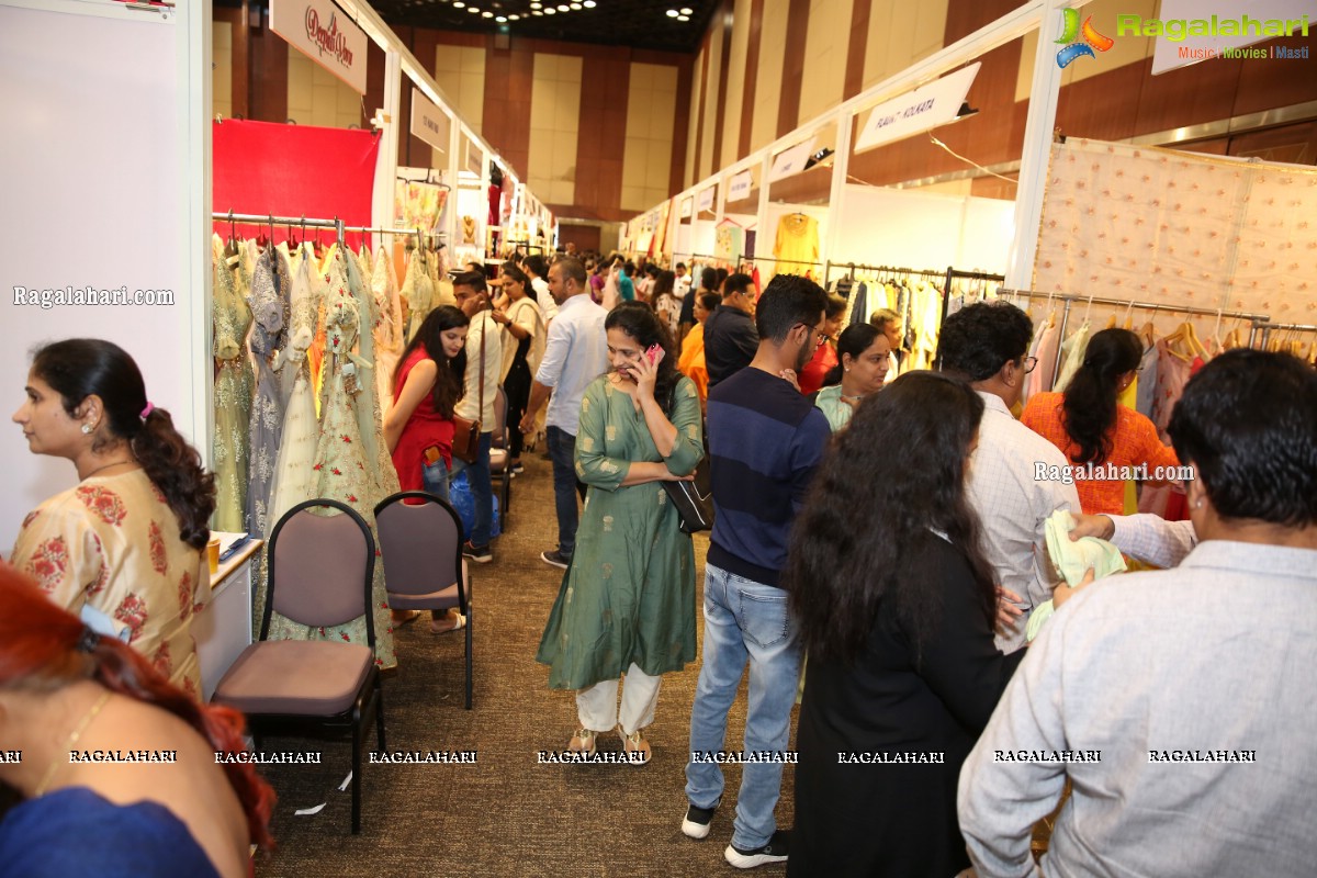 Sutraa Fashion Exhibition Begins at HICC Novotel