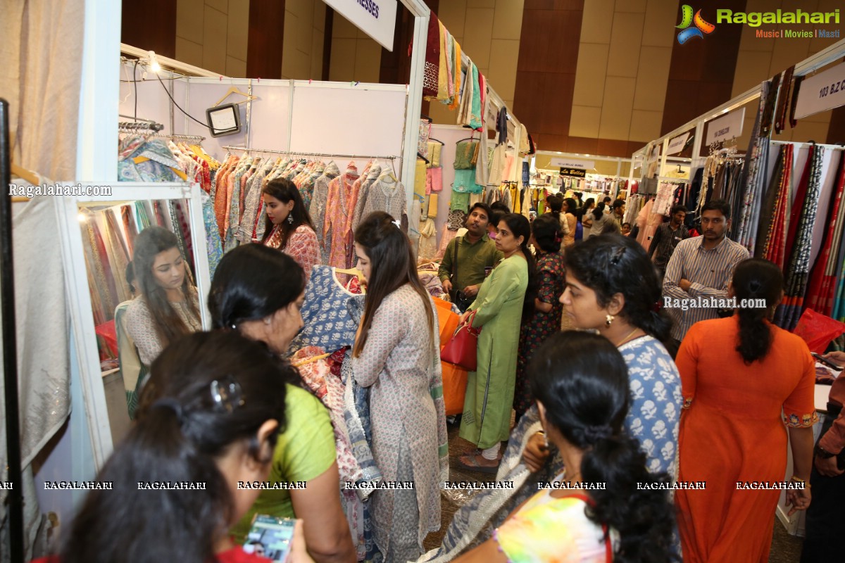 Sutraa Fashion Exhibition Begins at HICC Novotel