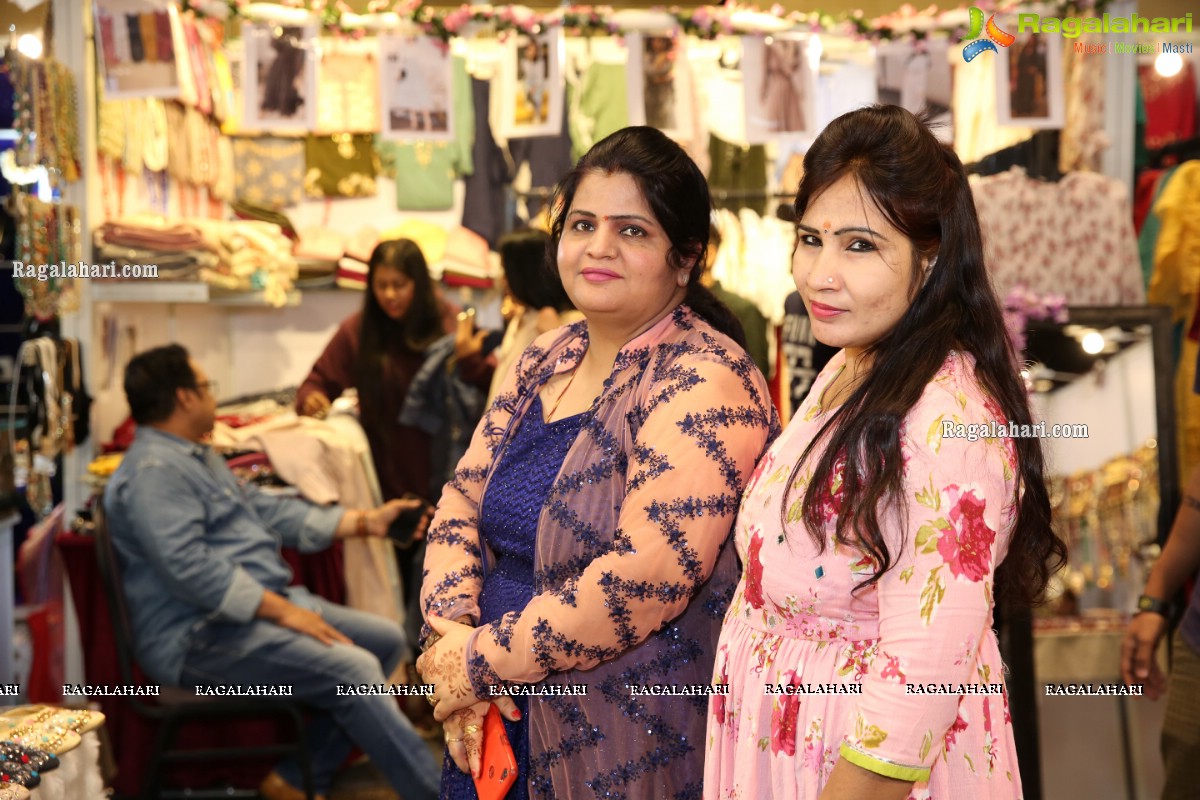 Sutraa Fashion Exhibition Begins at HICC Novotel