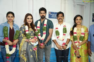 Naveen Chandra-Smruthi Venkat Film Opening