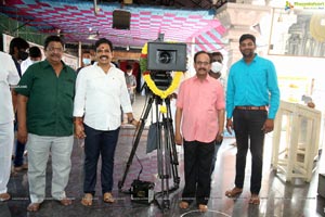 Naveen Chandra-Smruthi Venkat Film Opening