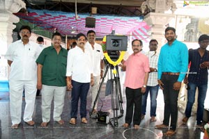 Naveen Chandra-Smruthi Venkat Film Opening