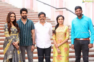 Naveen Chandra-Smruthi Venkat Film Opening