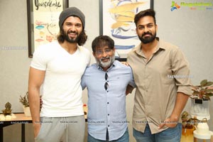 Vijay Deverakonda Launches Jala Jala Jalapaatham Nuvvu Song