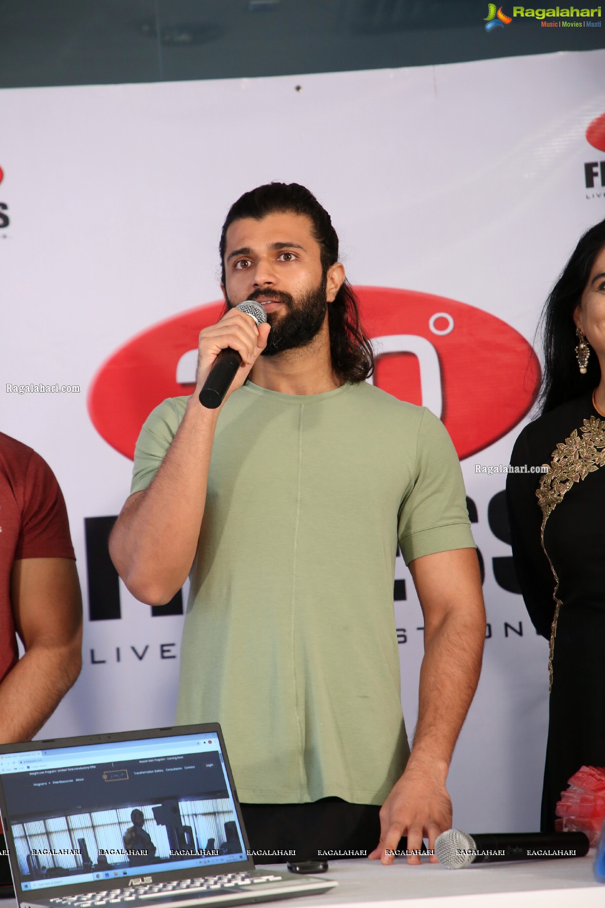 360 Degrees Fitness Launches Website and Ultimate Weight Loss Challenge With Vijay Deverakonda