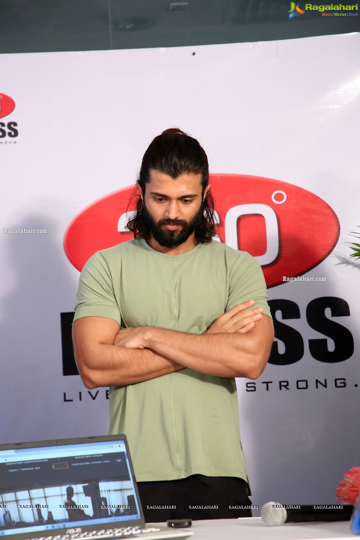 360 Degrees Fitness Launches Website and Ultimate Weight Loss Challenge With Vijay Deverakonda