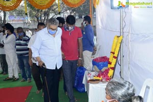 Celebs Pay Homage to Producer Doraswamy Raju