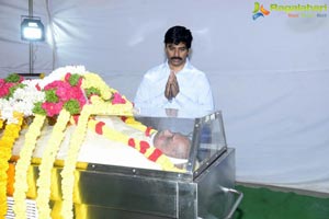 Celebs Pay Homage to Producer Doraswamy Raju