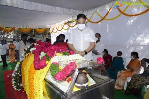 Celebs Pay Homage to Producer Doraswamy Raju