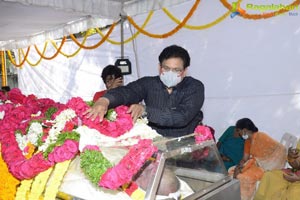 Celebs Pay Homage to Producer Doraswamy Raju