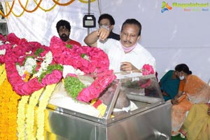 Celebs Pay Homage to Producer Doraswamy Raju