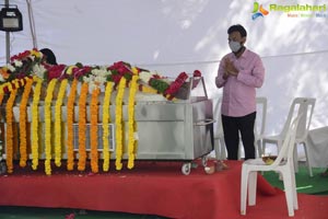 Celebs Pay Homage to Producer Doraswamy Raju