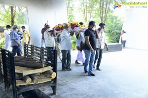 Celebs Pay Homage to Producer Doraswamy Raju